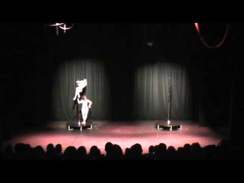 Steph K Foster and Charlotte Robertson of Compolesive End of Year Spin City Showcase 2013