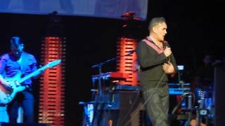 Morrissey - Certain People I Know HD - Tilburg 013 29-03-2015 Live
