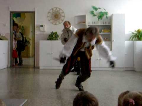 knife-battle in kindergarten