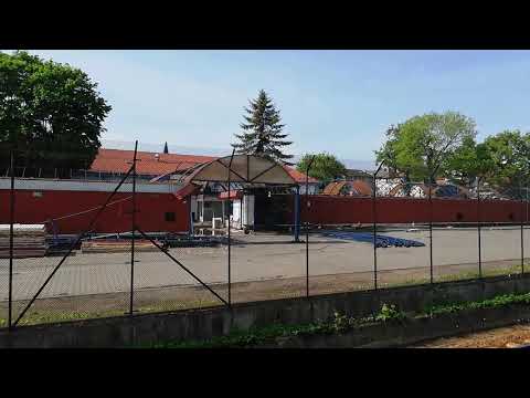 Wyburzanie targowiska Gdynia Chylonia. Znika targowisko w Gdyni Chyloni