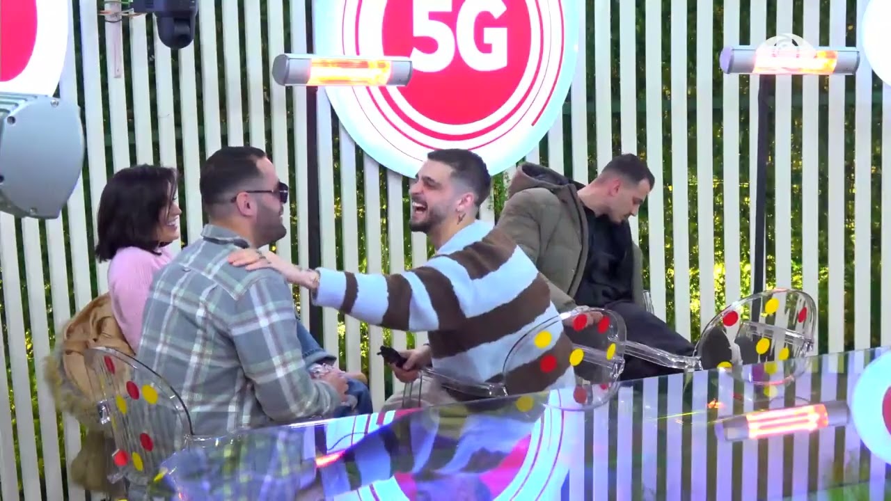 Shumë e dua këtë djalë/ Stenaldo-Gimbos, banori e përqafon