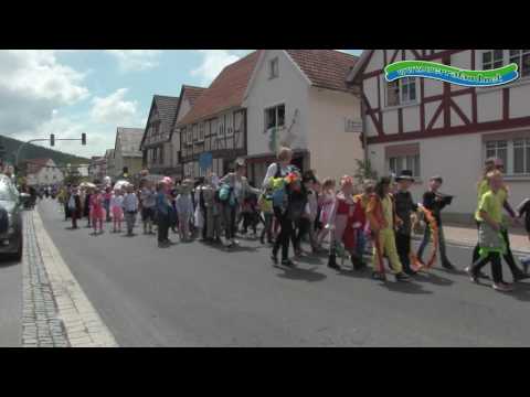 Werraland.net Vor Ort - Wichtelfestumzug Reichensachsen 2016