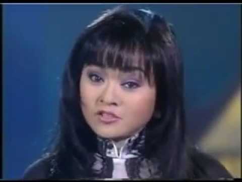 Thể hiện bởi Hương Lan