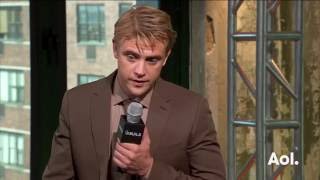 Boyd Holbrook On His Netflix Series \