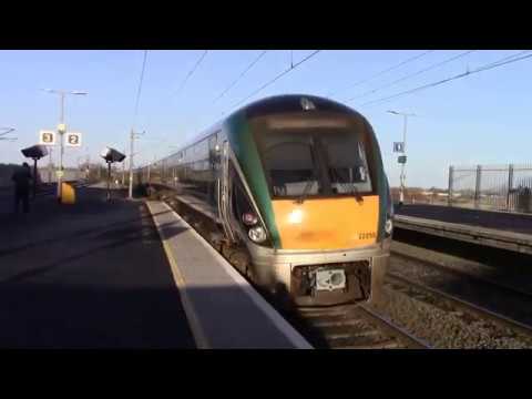 IE 22000 Class DMUs at Clongriffin , Drumcondra & Claude Road - 15/12/17 & 16/12/17