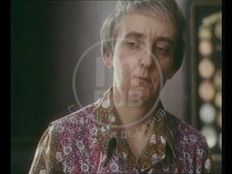 Pliz : La table avec Marie-Pierre Casey (Pays, 1982)