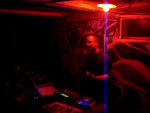 Göldin/Bit-Tuner - Shit Face Force / Fontibon Tiger37