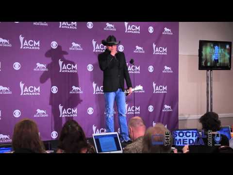 Jason Aldean Q&A Male Vocalist of the Year ACM Awards