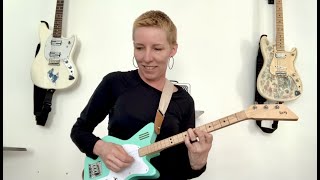 Video thumbnail for Loog Pro Electric Guitar DEMO by thislisa