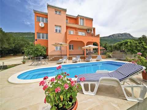 Holiday Home Kastel Luksic 02 - Kastel Luksic - Croatia
