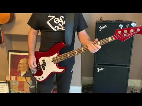 Freddie Laker, JJ Burnell (The Stranglers) brief bass guitar lesson and cover by the Bass Punk