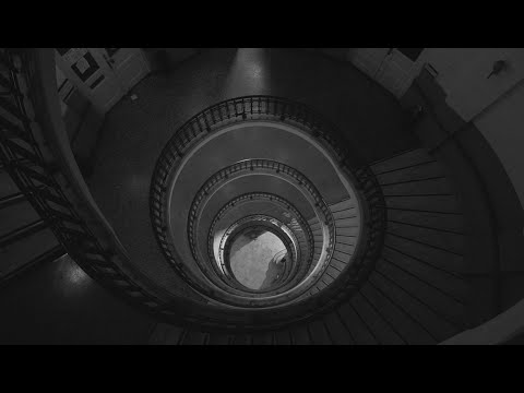 Η γυναίκα στο δωμάτιο (2018) | Ταινία Μικρού Μήκους