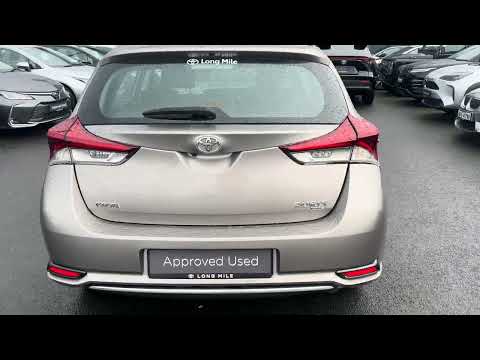 Toyota Auris 1.4 D4D Luna 5dr - Image 2