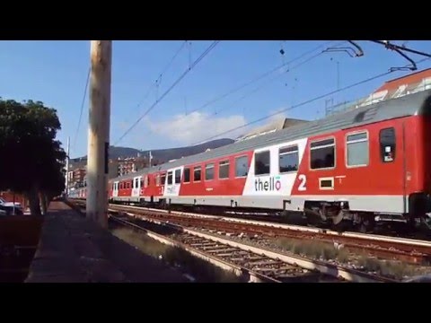 E 444 in transito, trainante un EC THELLO a Loano