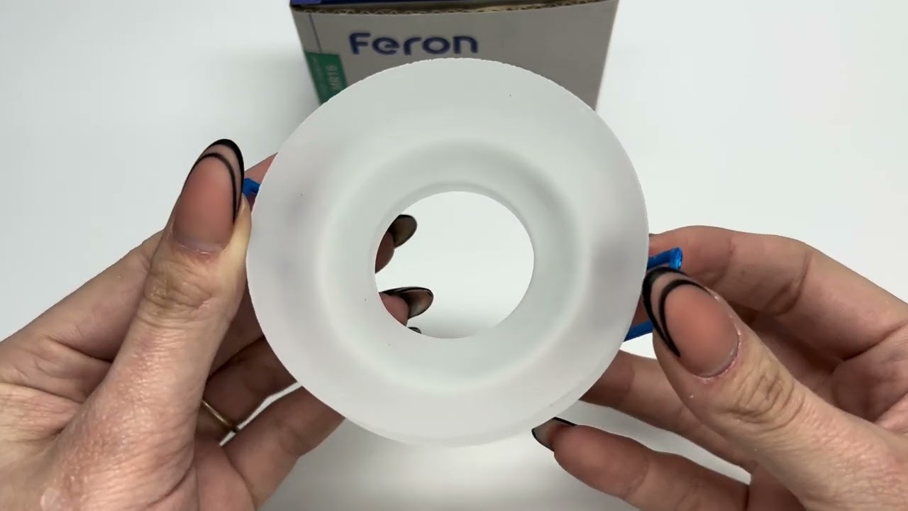 Врезной точечный светильник FERON CD1901 белый матовый 01834