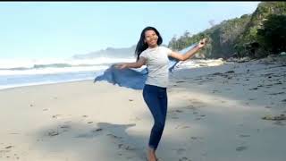 preview picture of video 'Jalan Jalan ke Tebing Goa Langir Sawarna'