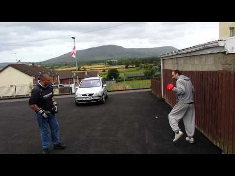 Big guy vs little guy fight funny