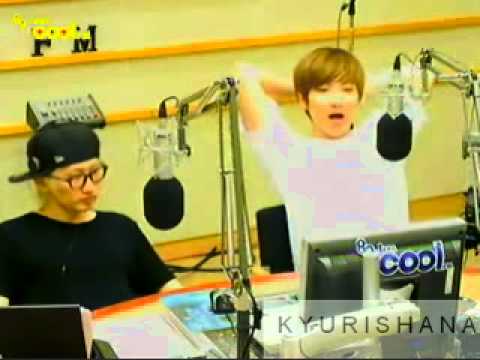 110815 SUKIRA Leeteuk yawning and stretching