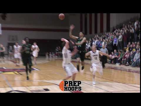Tyrese Haliburton Throws Lob to Quincy Anderson