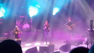 Paul Heaton and Jacqui Abbott-the Lord is a white con  Sunderland empire 23/11/17