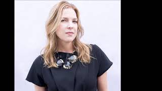 Diana Krall Wallflower (feat. Blake Mills) Lyrics