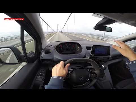 Peugeot Rifter test in heavy crosswind on the largest European suspension bridge