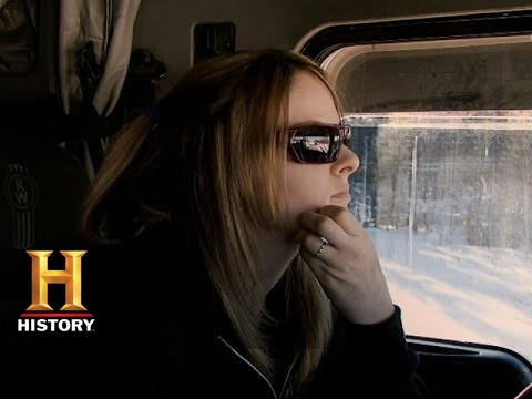 Ice Road Truckers: Lisa Almost Falls Through the Ice (S9, E4) | History