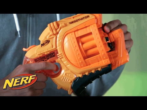 NERF Deutschland - 'Doomlands Negotiator' Produktdemo-Video