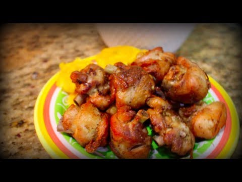 How to make chicharron de pollo (Dominican crispy fried chicken bites)