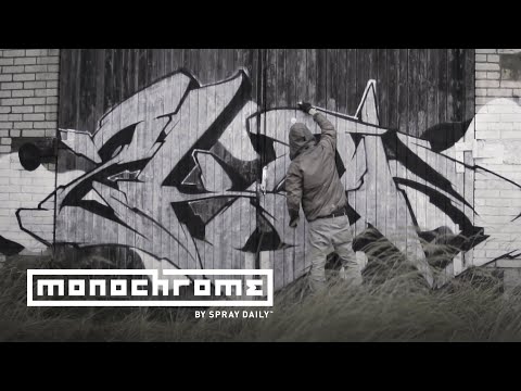 MONOCHROME 065 - SKENAR73