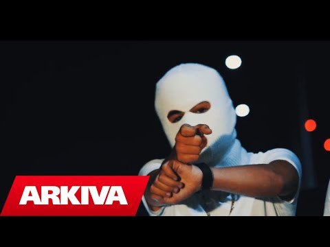 Strapz ft. Riot - In and Out (Official Video) #14Bazza