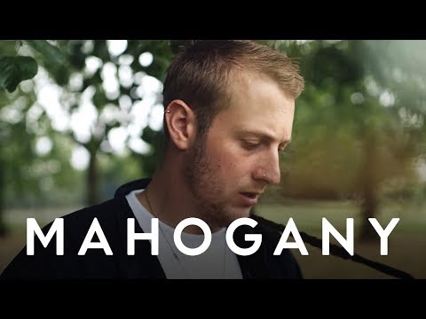 George Ogilvie - Dust In The Wind | Mahogany Session