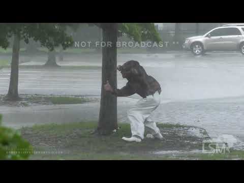 09-28-2022 Punta Gorda, FL - Debris Flies During Hurricane Ian's Eyewall
