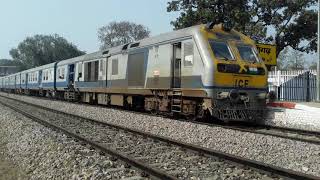 preview picture of video 'Gorakhpur d.e.m.u train via Naugarh'