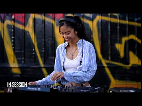 DJ Caldee R&B Set in Kakaʻako Art District | Oʻahu Vibes & Art Aesthetic