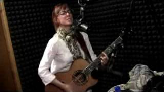 Jonatha Brooke &quot;Love is a Battlefield&quot; live at KQEN