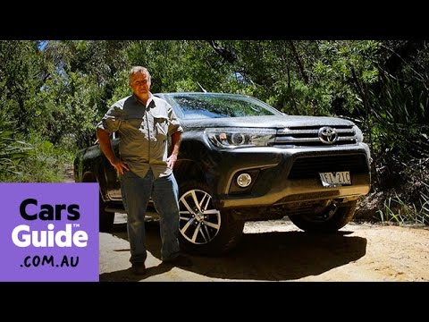 2016 Toyota HiLux SR5 dual cab 4x4 diesel auto review | Top 5 reasons to buy video