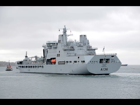 RFA TIDESPRING A136 LEAVES DEVONPORT AT RUSTY ANCHOR, PLYMOUTH HOE - 13th January 2019