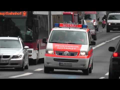 [Mit Pressluft in den GEGENVERKEHR!] NEF BF Braunschweig auf Einsatzfahrt (HD)