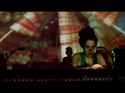 Leila - Sush (live at Sonar 2008)