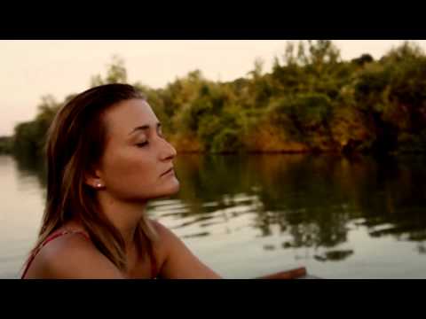 Janicsák Veca - Most múlik pontosan (videoklip)