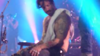 The BossHoss- Sex on legs am 26.10.2013 in Regensburg