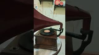 Download lagu piringan hitam tempo dulu tahun 70 an , harga 50jt wow 😄😄 mp3