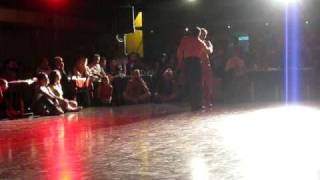 Melina Brufman y Claudio Gonzalez, Abril 19, 09 #3