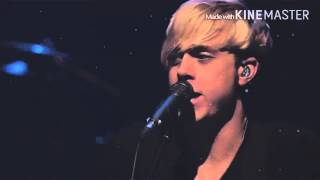 Riker Lynch - Wake me up (by Glee Cast)