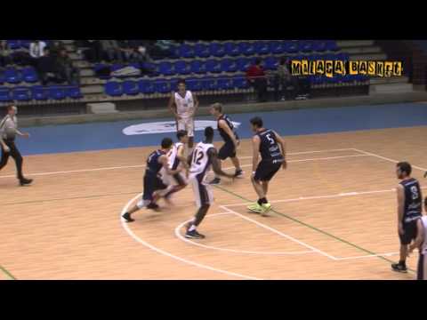 Brutal mate de Gora Gueye, jugador del CB Novaschool de Liga EBA