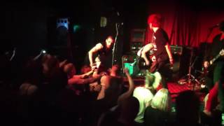 Oi Polloi - Victims of a Gas Attack