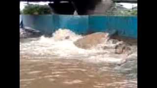 preview picture of video 'kenangan banjir hari kedua-pt2.mp4'