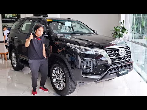 2025 Toyota Fortuner 4x2 V AT - A better choice than the G variant? | Walkaround Review
