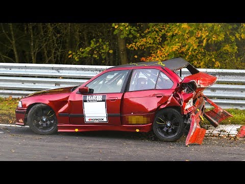 (2017-10-30)  Heavy accident unfall crash at Nordschleife Nurburgring. 14 cars involved